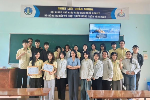 ĐẾN HẸN LẠI LÊN – TRAO GỬI NIỀM TIN, TIẾP SỨC TRI THỨC